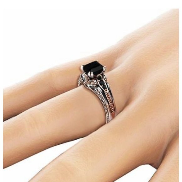 NEW 925 Sterling Silver Black sapphire Ring - Picture 4 of 5